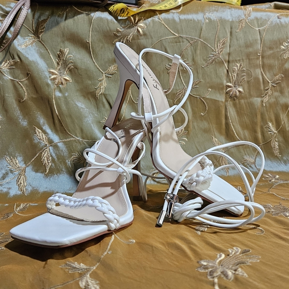 Chic White Lace-Up Heels - Picture 11 of 12
